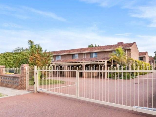 Affordable, premium renovation of a 2 storey, 2 bed townhouse, in prime location