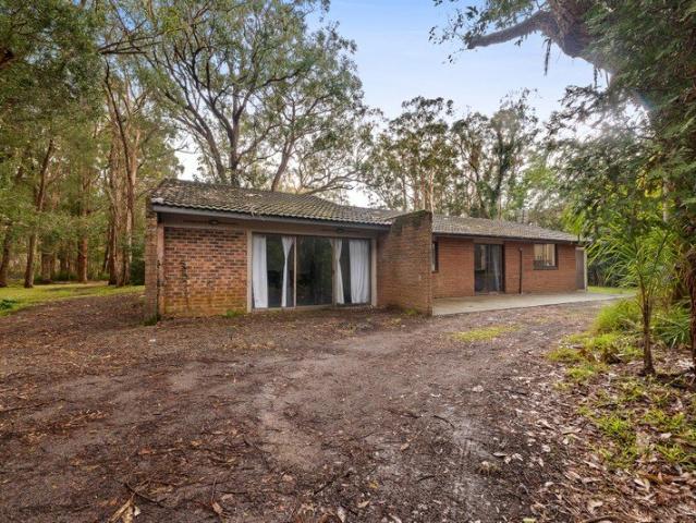 AFFORDABLE, PRIVATE and CONVENIENT ACREAGE