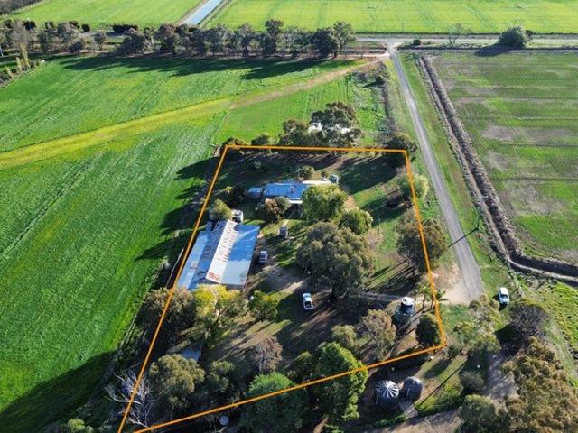 Affordable Rural Lifestyle Spacious Home, Shedding & Privacy Close to Cobram