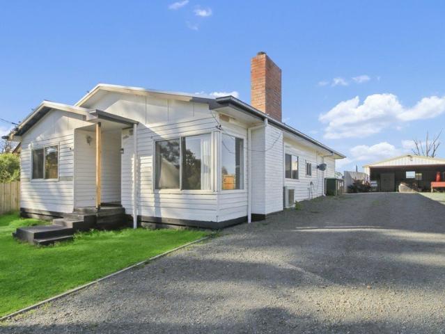 AFFORDABLE RURAL LIVING WITH FARMLAND VIEWS