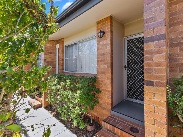 Affordable Rangeville Living with a Balcony