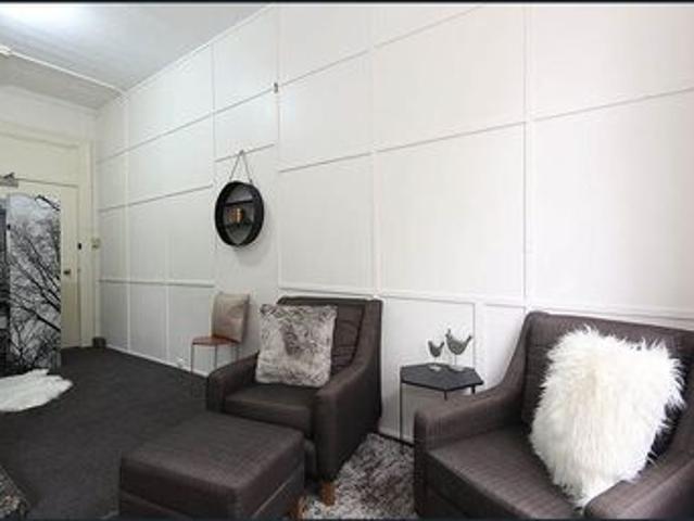Affordable Studio Unit in one of Brisbane's Best Suburbs