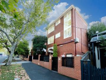 AFFORDABLE STUDIO UNIT WITH INVESTMENT APPEAL