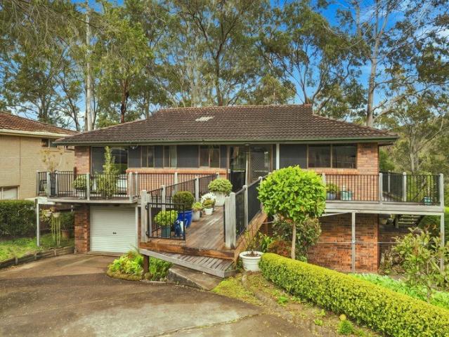 AFFORDABLE SOLID BRICK HOME, BOTH PRIVATE & CONVENIENT