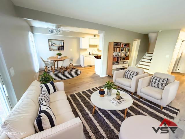 Brookville Townhomes 4 Bedroom Apartment for Rent at 4373 Bonita Dr, Middletown, OH 45044