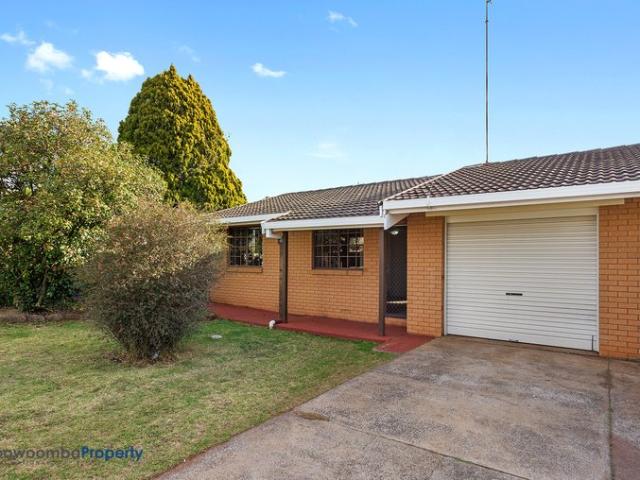 Affordable two bedroom brick unit in the desirable location of Harristown!