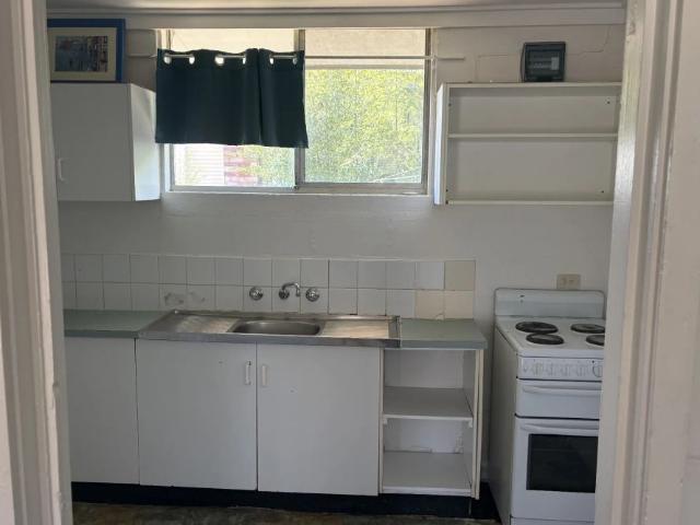 Affordable Two Bedroom Unit Close to the CBD