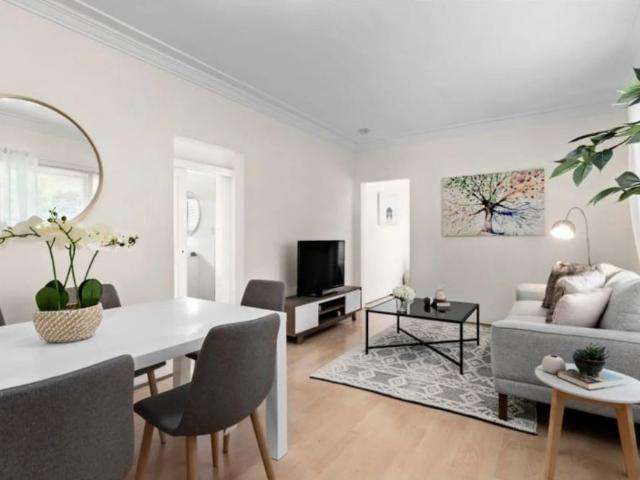 Affordable Three Bedroom Apartment In Prime Location