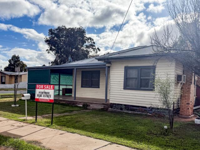Affordable Three Bedroom, One Bathroom Home In Great Location Sea Lake Victoria