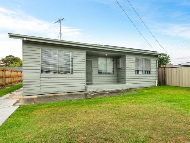 Affordable Townhouse in Quiet Corio Court 273m2