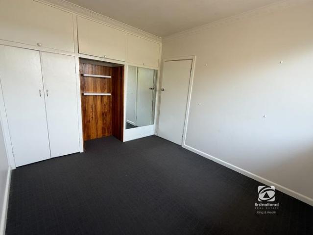AFFORDABLE – WALKING DISTANCE TO HOSPITAL