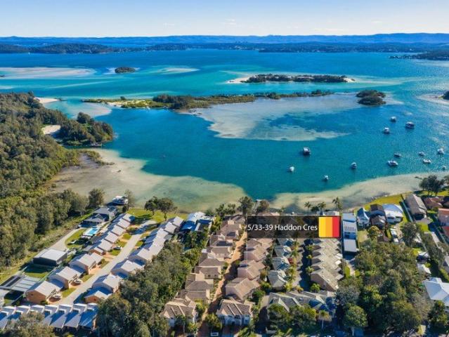 Affordable Waterfront Lifestyle in Marks Point
