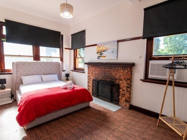 Affordable Worker Accommodation Private Room in Historic Hotel | All Bills Included
