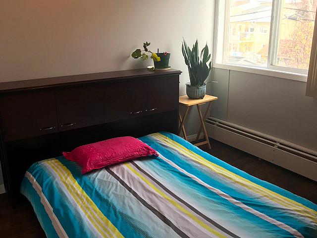 Affordable Yellowknife Downtown Apartment Room Available August
