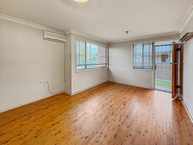 Affordable 2 Bedroom Unit Close to Schools & Park