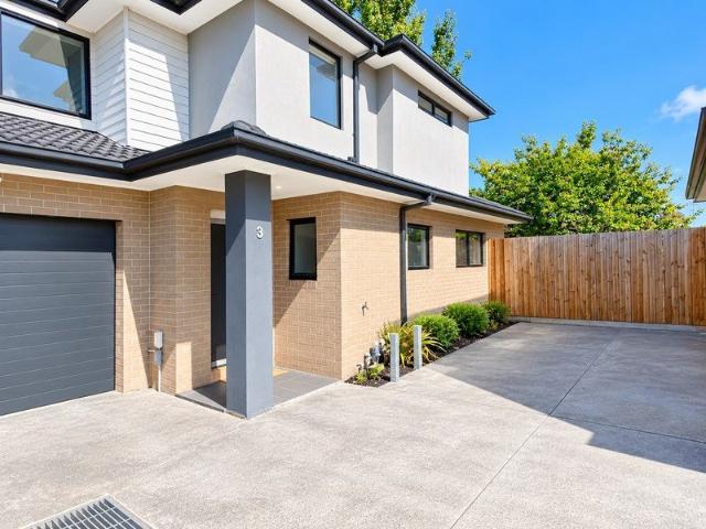 Affordable 3 Bedroom Townhosue