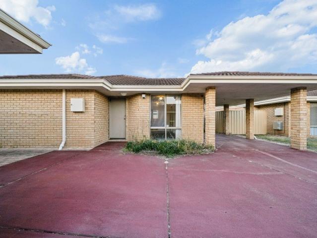 AFFORDABLE 3 BEDROOM OPPORTUNITY IN A SUPER CENTRAL LOCATION