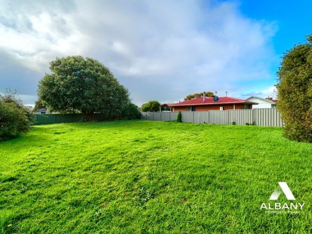 AFFORDABLE 655M² VACANT LOT BUILD YOUR DREAM HOME!