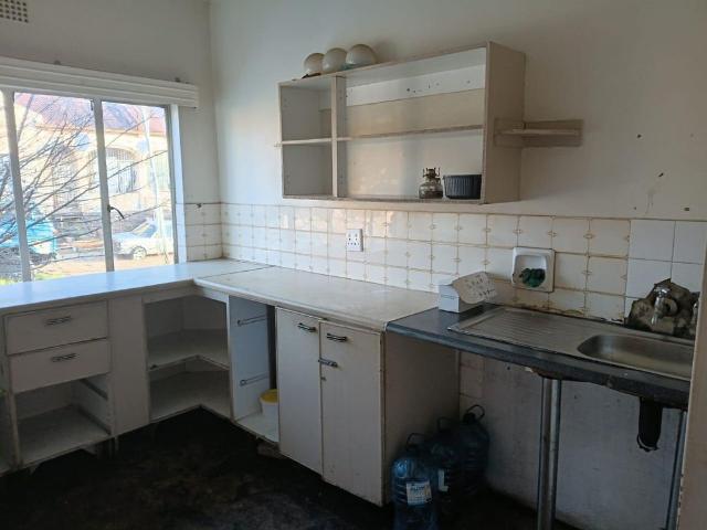 Affordablel 1st Floor Unit in Krugersdorp