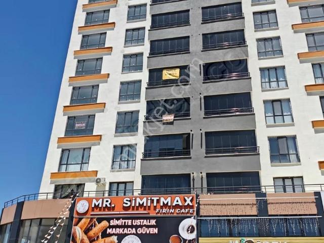 Afyon Üçok Emlak Erkmen Cumhuriyet Mah 4+1 160m² Satılık Daire