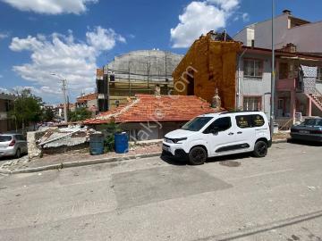 Afyon Üçok Emlaktan Hamidiye Mah Satılık 117m Arsa İçinde 2+1 Müstakil Ev
