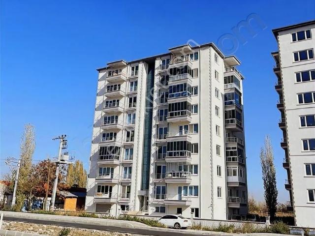 Afyon Üçok Emlaktan Sülün Bld Yol Üzeri 3+1 Lüx Satılık Daire