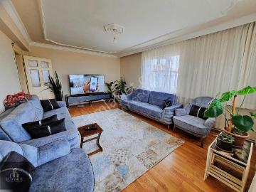 Afyon İstiklal Mahallesinde 3+1 Satılık Daire