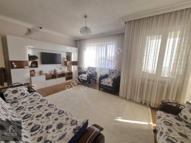 Afyon Kocatepe Mahallesinde 3+1 Satılık Daire
