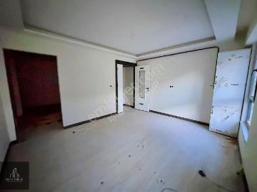 Afyon Kurtuluş Caddesi Üzeri Sıfır Kiralık Ofis