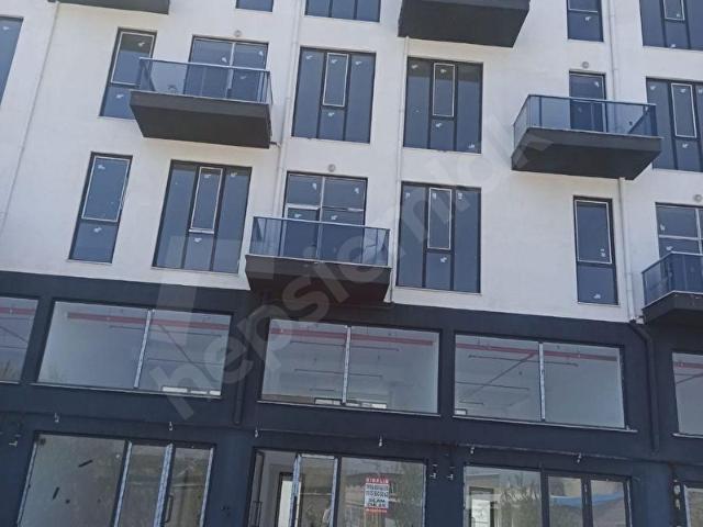 AFYON MERKEZ GÜVENEVLER MAH. AFM PLAZADA 54M KİRALIK İŞ YERİ