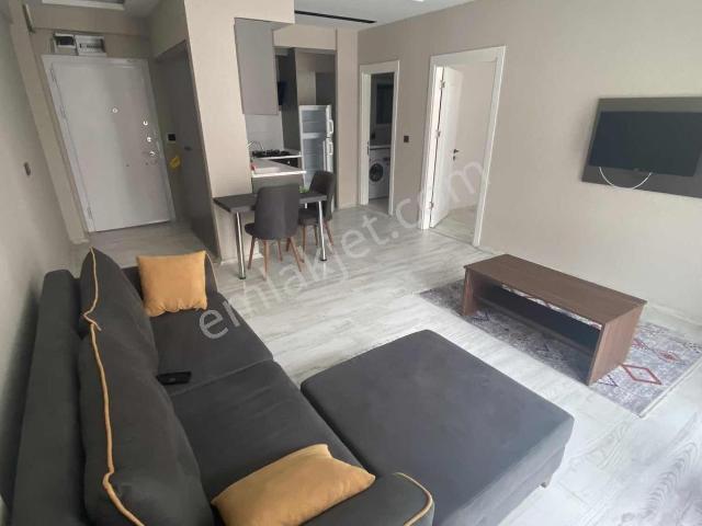 Afyon Özsu Emlak'tan Armani Suit'te Kiralık Eşyalı 1+1 Daire