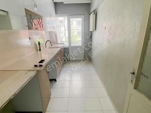 Afyon Özsu Emlak'tan Kasımpaşa Mahallesinde Kiralık 2+1 Daire