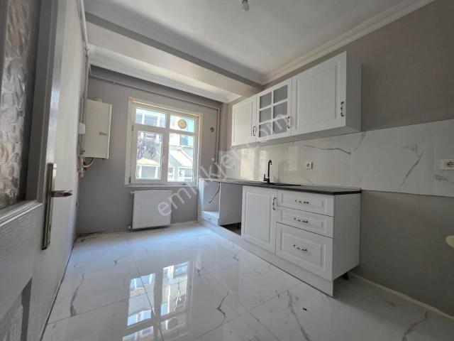 Ak tez Gayrimenkul'den Kiralık 2+1 Daire
