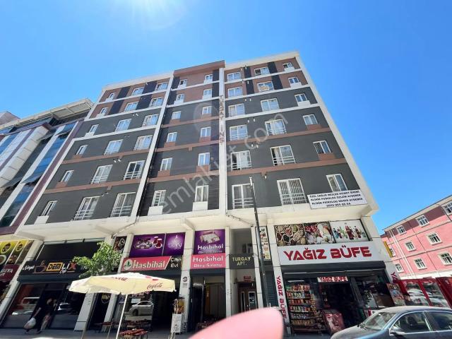 Çakı Yapı Emlaktan Çarşı Merkezde Eşyalı Satılık 1+1 Daire