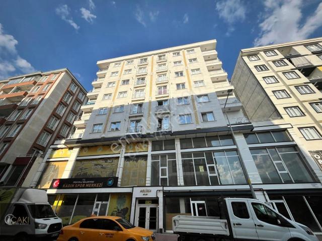 Çakı Yapı Emlaktan Suvaroğlu Caddesinde Eşyalı Kiralık 1+1 Daire