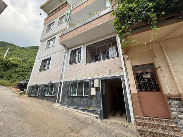 Akçağlayan'da Eşyalı Kiralık 2+1 Daire, 90m², Giriş Kat
