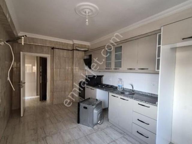 Akçaalan Mahallesi Ara Kat Doğalgazlı Kiralık Daire