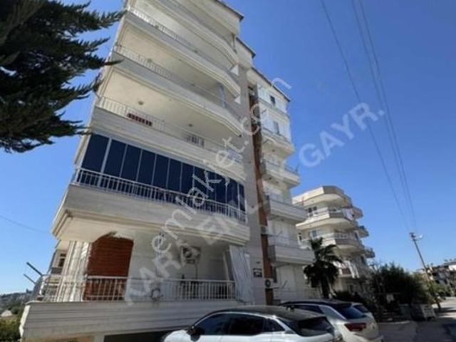 Akçaalanda Satılık 155mt 3+1 Doğalgazlı, 4 Cepheli Geniş Daire