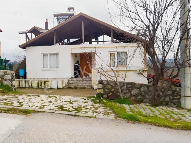 Akçakoca Ayazlıda 639 M² Arsa Üzerinde 2 Katlı Müstakil Ev