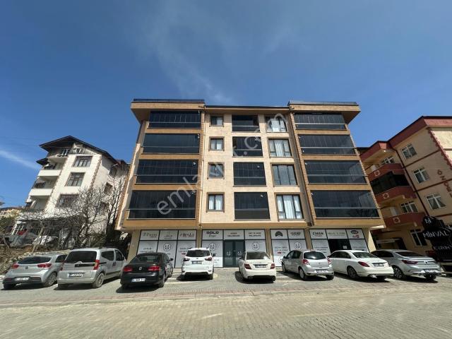 Akçakoca Merkezde 3+1 Mutfak Ayrı Sıfır Lüx Daire