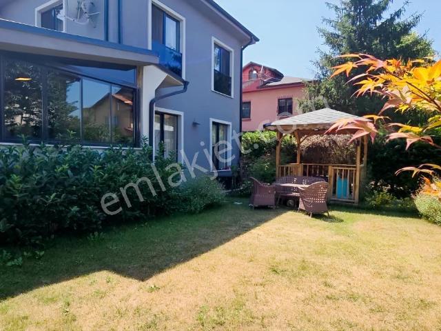Ak Alfadan Çevre Yoluna Cebhe Kültür Sitesinde Satılık Villa