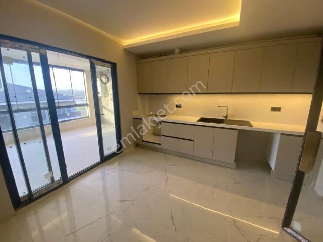 Ak Alfadan Grantpera City Esentepeden Satılık Arakat Daire