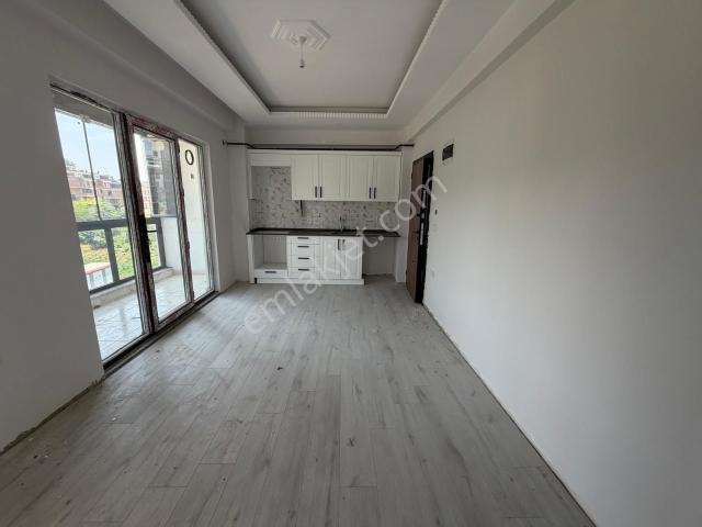 Ak Auto Gayrimenkul 'den Tekirdağ Süleymanpaşa Gündoğdu Mah 1+1 Kiralık Geniş Daire
