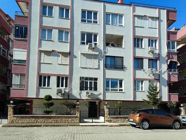 Akçay Altınkum`da 4+1 Geniş Kullanımlı Kiralık Dubleks Daire