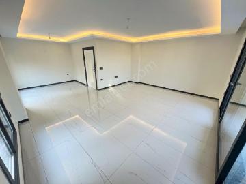 Akçay Aras Emlaktan Gürede 5+1 Müstakil Geniş Villa