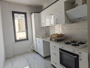 Akçay Emlak'tan Akşehir Meydan Mahallesi Çarşı Merkezde Sıfır Kiralık 2+0 Daire