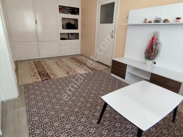 Akçay Emlak'tan Akşehir Gazi Mahallesinde Bahçelievler Ortaokulu Civarı Satılık 2+1 Daire