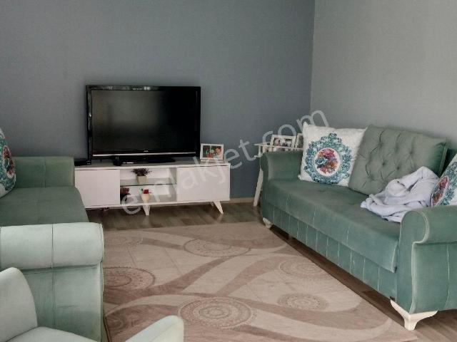 Akçay İkizçay Mahallesinde Dogalgazlı Eşyalı Kiralık Daire