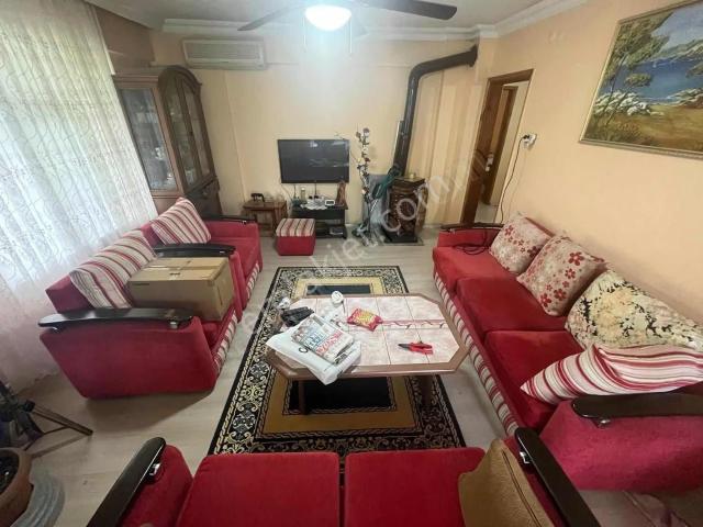 Akçay Köşemden Cemiltemelde 3+1 Eşyalı Doğalgazlı Kiralık Daire