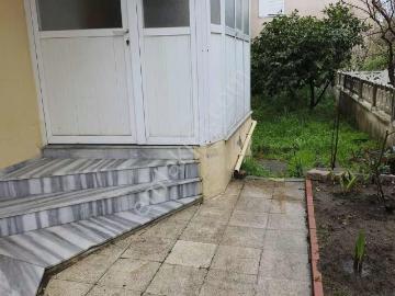 Akçay Köşemden Denize 300 Metre 3+1 Müstakil Kiralık Ev